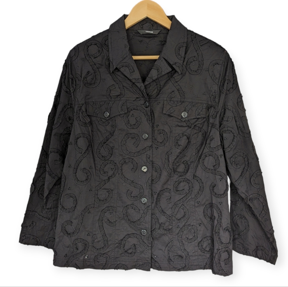 Verse vintage black embroidered jacket XL